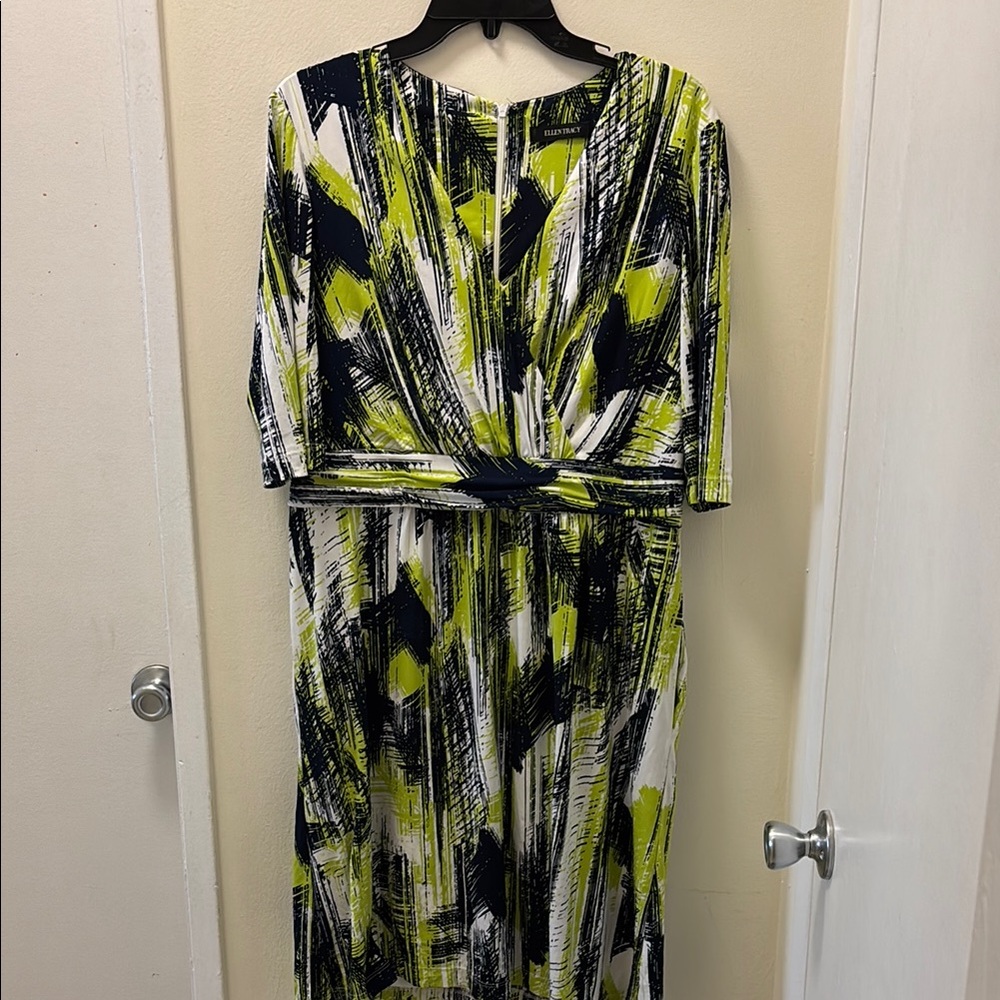Ellen Tracy Abstract Print V-Neck Dress